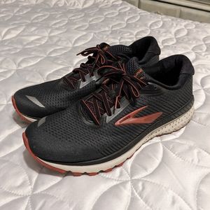 Brooks Adrenaline GTS 20 Size 11.5 Used
